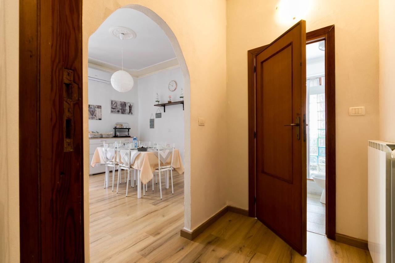 Passi Alterni Apartments Альгеро Экстерьер фото
